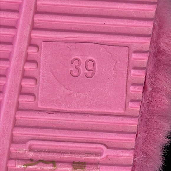 Pink Fuzzy Slippers - Size 39 (US 8) - Picture 8 of 9